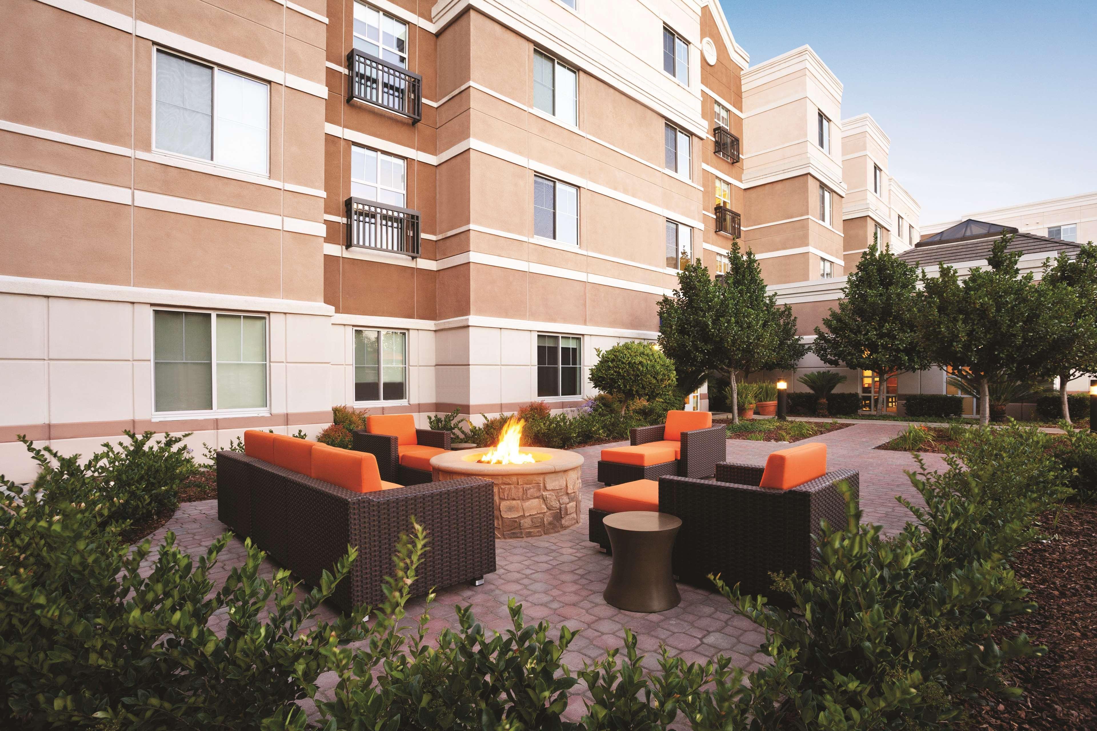 Hyatt House Pleasant Hill Hotel Ngoại thất bức ảnh