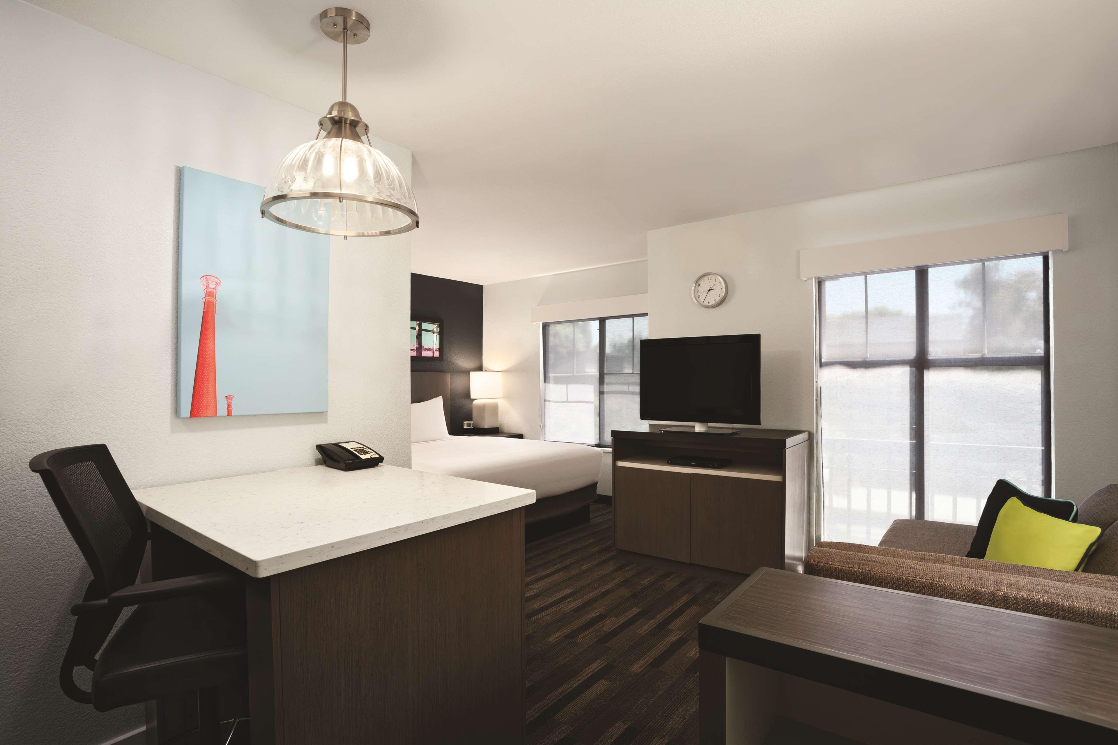 Hyatt House Pleasant Hill Hotel Ngoại thất bức ảnh